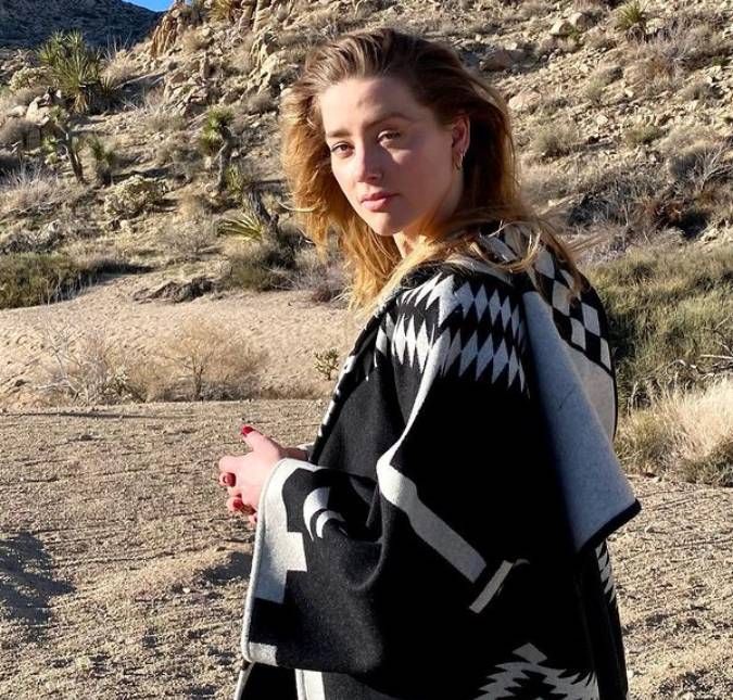 Amber Heard confessa que ainda tem sentimentos por Johnny Depp: - Eu o amo A atriz ainda desabafou sobre o medo de ser processada novamente por difamação