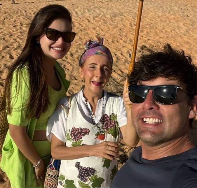 O apresentador está no Ceará junto com a noiva para as gravações