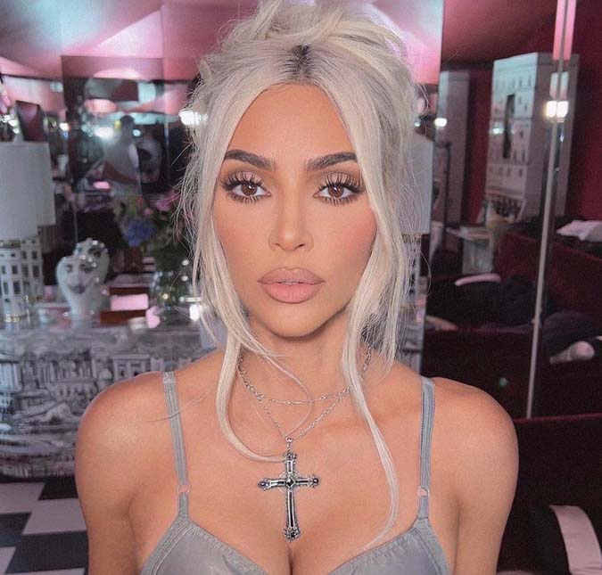 Museu se pronuncia e nega que Kim Kardashian teria danificado o vestido de Marilyn Monroe após evento de moda