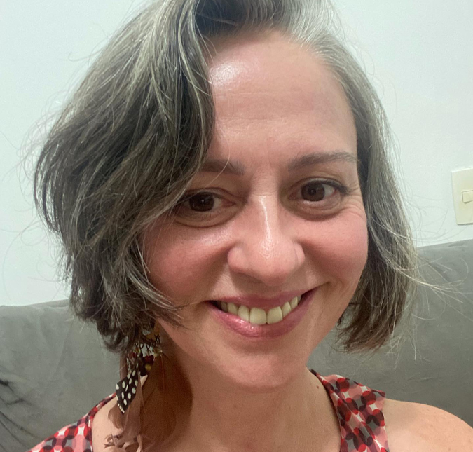 Aos 49 anos de idade, Guta Stresser é diagnosticada com esclerose múltipla: <i>Perdi o chão na mesma hora</i>