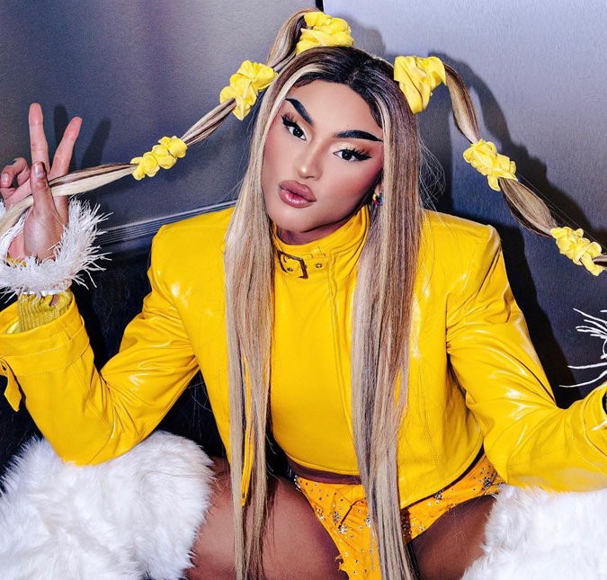 Pabllo Vittar é atingida por objeto na Parada LGBTQIAP+ e se pronuncia nas redes sociais