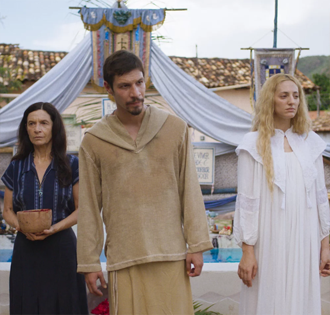 Produtora e Netflix se pronunciam após dois atores da série O Escolhido morrerem em acidente As gravações foram interrompidas desde o acidente de carro