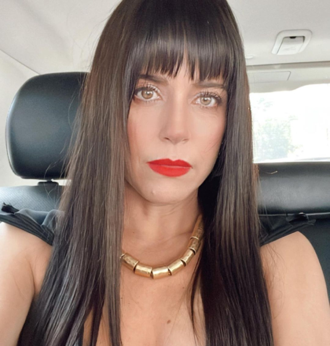 Ana Claudia Talancón é internada às pressas por conta de uma inflamação, saiba mais!