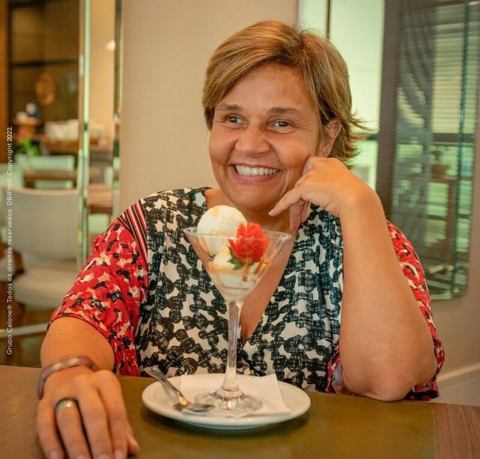 Claudia Rodrigues fala abertamente sobre seu diagnóstico nas redes sociais. A atriz descobriu que estava com esclerose nos anos 2000, e se afastou dos trabalhos na televisão para iniciar o tratamento. Claudia Rodrigues fala abertamente sobre seu diagnóstico nas redes sociais. A atriz descobriu que estava com esclerose nos anos 2000, e se afastou dos trabalhos na televisão para iniciar o tratamento.