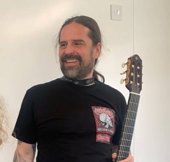 Guitarrista do Sepultura deixa <I>tour</i> e volta ao Brasil por conta de uma emergência familiar
