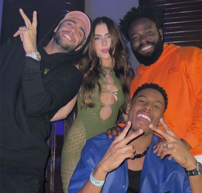 Reencontro de ex-<i>BBB</i>s! Pedro Scooby, Jade Picon, Douglas Silva e Paulo André curtem noite de festa juntos