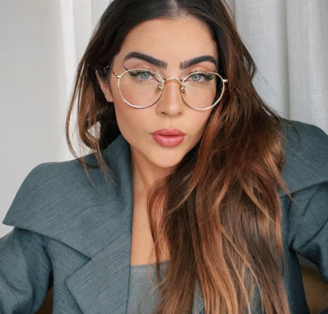 Jade Picon é vista aos beijos com ator de <I>Elite 5</i>, diz colunista
