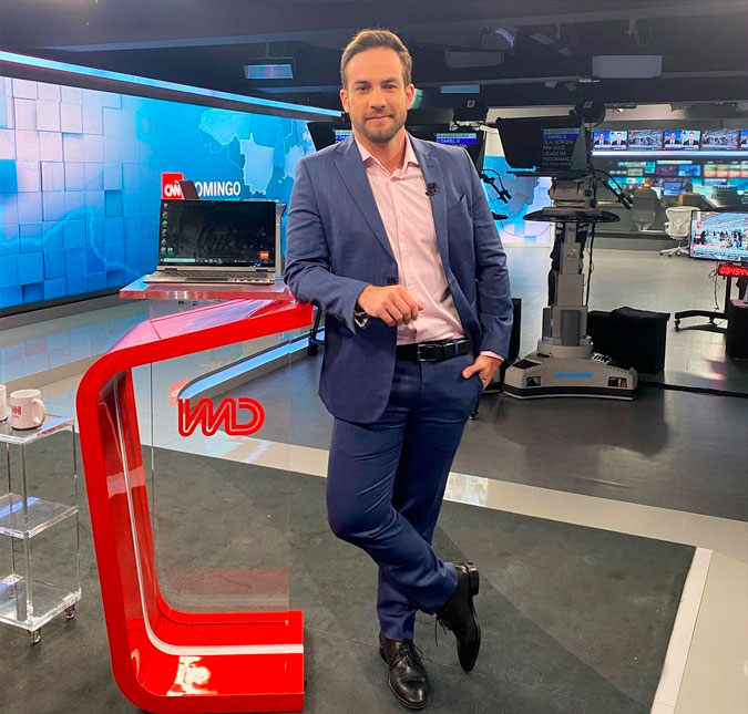 Jornalista se atrapalha e comente gafe ao vivo no jornal; entenda!