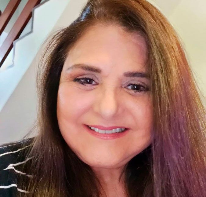 A atriz não teria apresentado a carteira de vacinação com as quatro doses dentro do prazo estabelecido