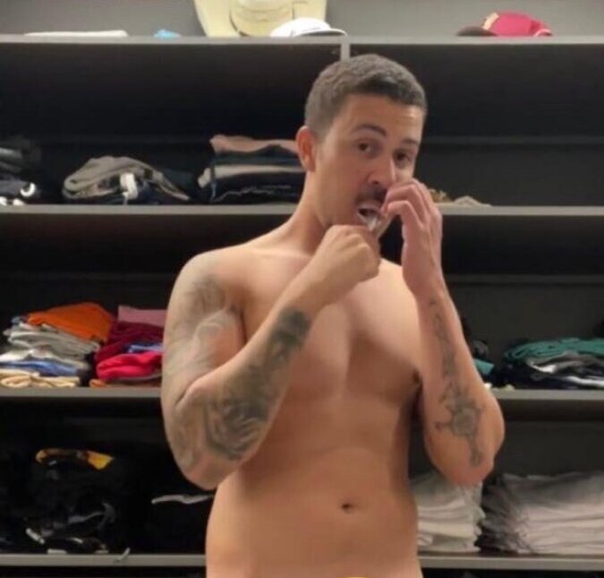 Lucas Guimarães compartilha nu frontal de Carlinhos Maia e apaga; entenda!