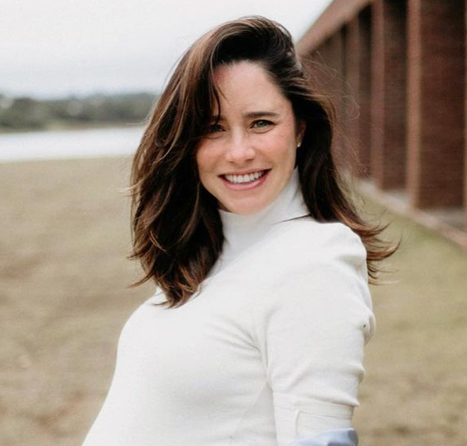 Na reta final da gestação, Fernanda Vasconcellos ostenta lindo barrigão e coleciona elogios: <i>Bem maravilhosa</i>