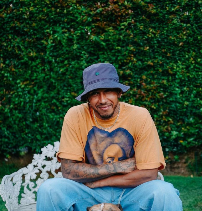 Lewis Hamilton responde em português fala de Nelson Piquet, ex-piloto brasileiro