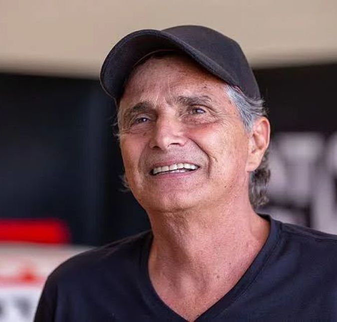 Nelson Piquet se desculpa com Lewis Hamilton após polêmica: O que eu disse foi mal pensado O ex piloto se pronunciou sobre o assunto através de uma nota