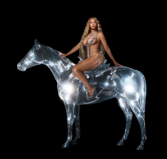 Beyoncé mostra capa de seu novo disco, veja! O novo álbum da cantora está previsto para ser lançado no dia 29 de julho