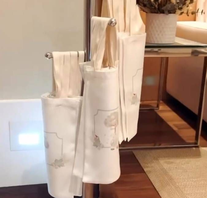 Presentinho para as visitas! Para quem tiver a sorte de conhecer Romeo na maternidade, vai ganhar uma linda bolsa de pano.
