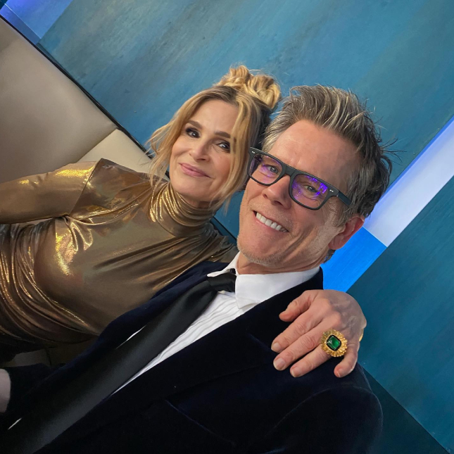 Kyra Sedgwick se machuca dançando com o marido Kevin Bacon