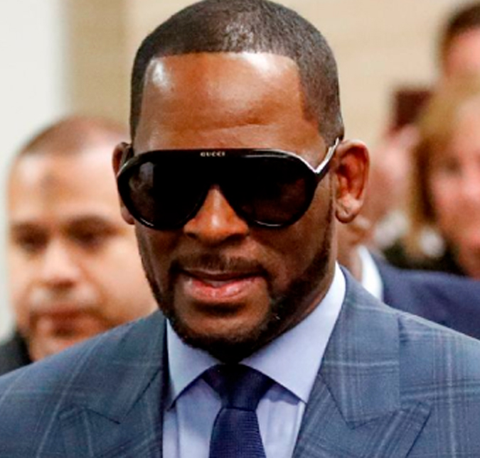 R. Kelly passará por terapia para distúrbio sexual após ser condenado a 30 anos de prisão, diz <i>site</i>
