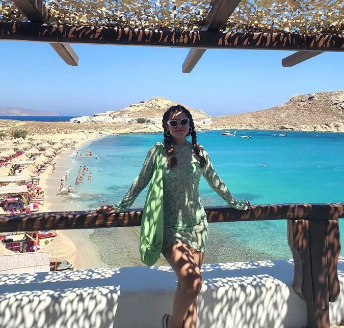 Maisa Silva curte dia de sol na Grécia: <i>Paraíso</i>