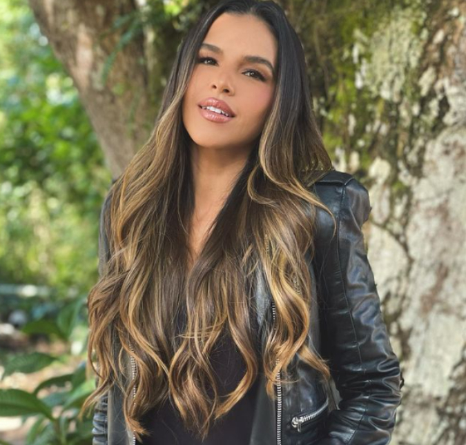 Mariana Rios abre o coração em entrevista ao <I>Domingo Espetacular</i> e fala sobre o início da carreira