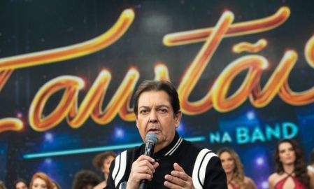 Todas as bailarinas do <i>Faustão na Band</i> são demitidas, diz colunista