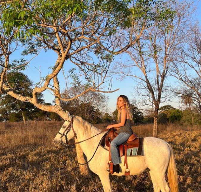 A cantora está compartilhando vários momentos nas redes sociais