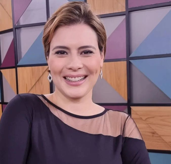Michelle Loreto contou durante o Encontro que foi diagnosticada aos 24 anos de idade com endometriose. Ela revelou que optou por operar.