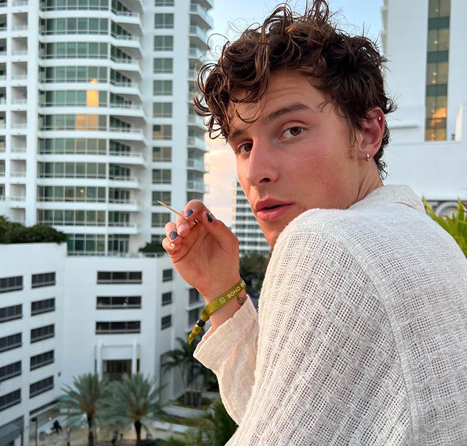 O cantor não deu uma previsão de quando as apresentações ocorrerão