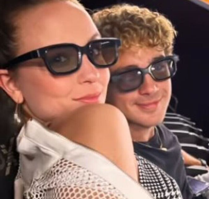Inclusive, Larissa postou um clique curtindo um cineminha com André no dia 11 de julho. Será que tá rolando mesmo? Até o momento, nenhum dos dois confirmou o affair. A seguir, relembre os namorados que a atriz já teve!