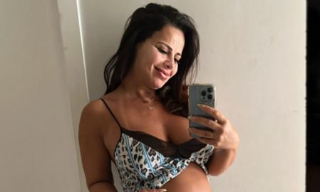 Viviane Araújo posa para ensaio e encanta mostrando a barriga de grávida. Veja!