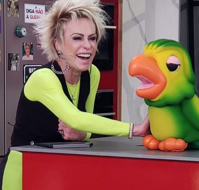 Ana Maria Braga teria se irritado com Louro Mané nos bastidores de Mais Você, diz colunista Parece que a relação da apresentadora com o papagaio não anda tão boa