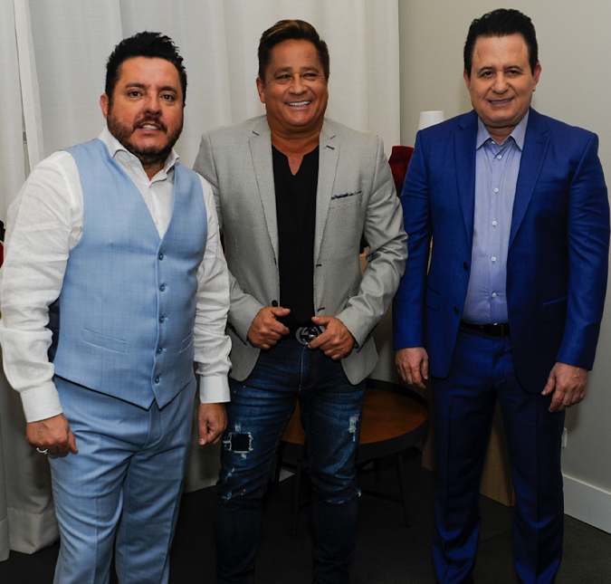 Leonardo e Bruno e Marrone gravam DVD <i>Cabaré</i> e falam sobre os 30 anos de amizade
