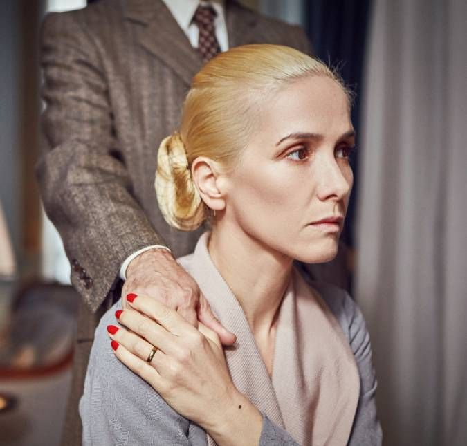 Dividida em sete episódios de 45 minutos cada, Santa Evita chegará ao Star + no dia 26 de julho de 2022. Dividida em sete episódios de 45 minutos cada, Santa Evita chegará ao Star + no dia 26 de julho de 2022.