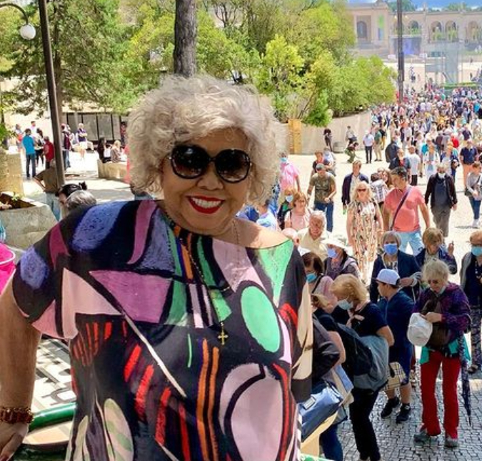 Alcione faz cirurgia na coluna no Rio de Janeiro, diz colunista