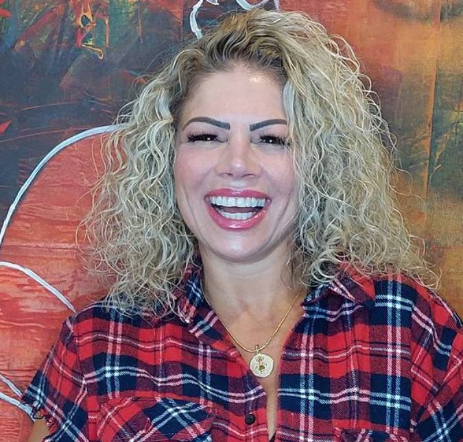 Ex-paquita Cátia Paganote revela que não é amiga das ex-companheiras de palco