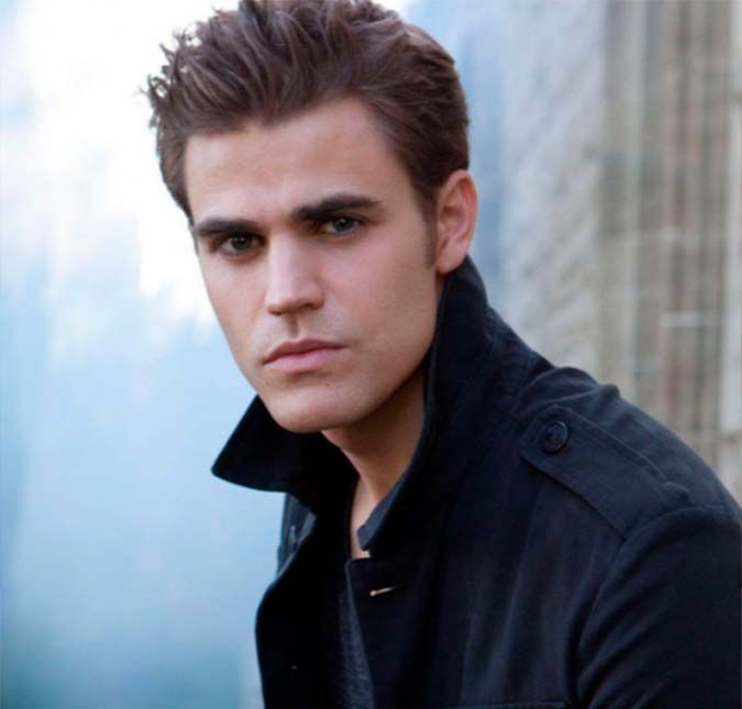 Conheça todos os famosos que fizeram as fãs suspirarem nas séries vampirescas