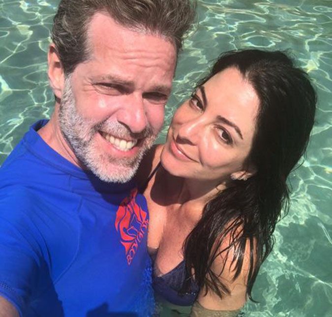 Ana Paula Padrão posta foto para comemorar o aniversário do marido: Feliz vida meu amor! Com legenda para lá de fofa, a apresentadora não poupou elogios ao amado