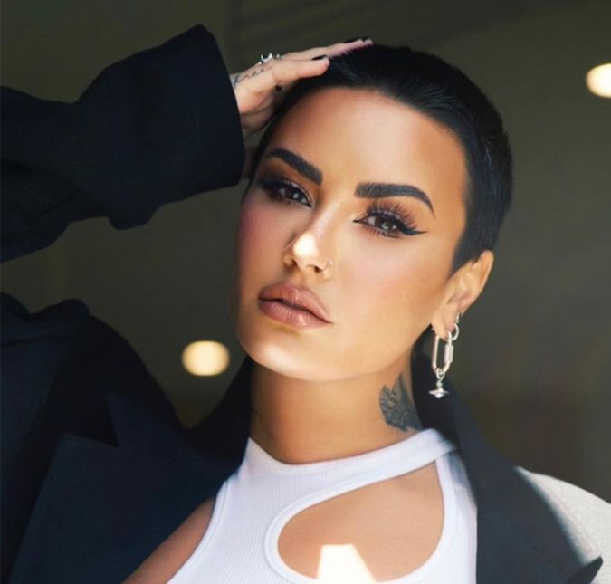 Prestes a completar 30 anos de idade, Demi Lovato reflete sobre se manter sóbria e aceitação: Nunca pensei que aconteceria comigo A cantora também falou sobre a proximidade do seu aniversário