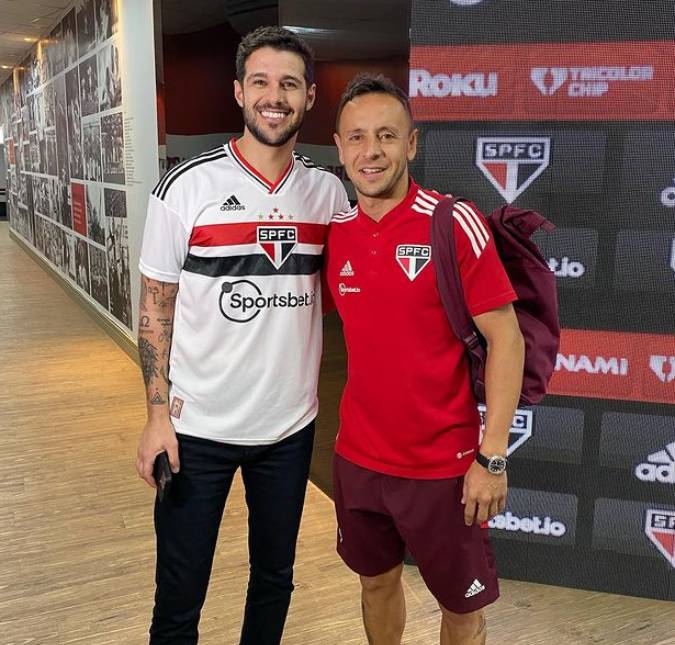 Quase quatro meses após acidente, Rodrigo Mussi volta ao Estádio do Morumbi