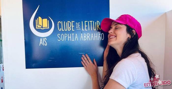 Sophia Abrahão inaugura sala de leitura e fala sobre projetos futuros: Tento ser aliada da educação no país