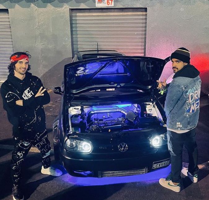 O ator tem carros que são o sonho de consumo de muita gente