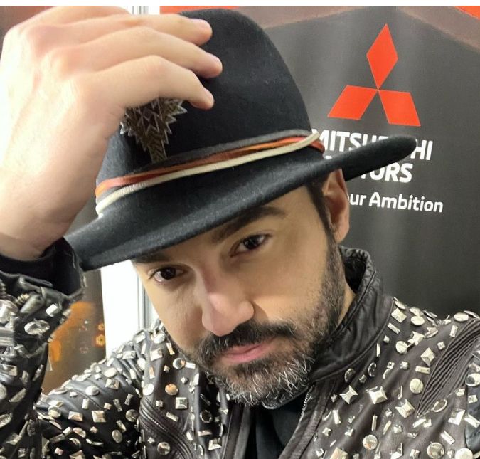 O sertanejo fez uma série de Stories para mostrar a surpresa