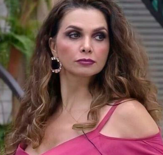 Luiza Ambiel relembra briga com filho de Carlos Alberto de Nóbrega após assédio: <I>Saí no tapa</i>