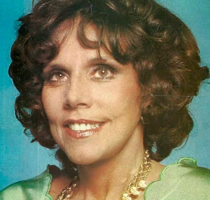 O poeta Miró da Muribeca e a cantora Laura de Souza também deixaram saudades aos fãs