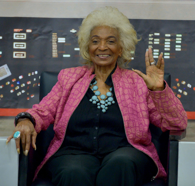 Morre Nichelle Nichols, atriz de <i>Star Trek</i>, aos 82 anos de idade
