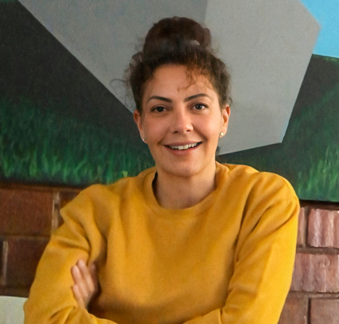 Fabiula Nascimento mostra como amamenta os gêmeos ao mesmo tempo