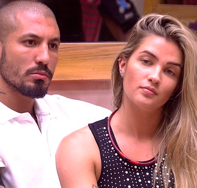 Aline Gotschalg revela que enfrentou câncer de tireoide em segredo: <I>Não foi fácil</i>