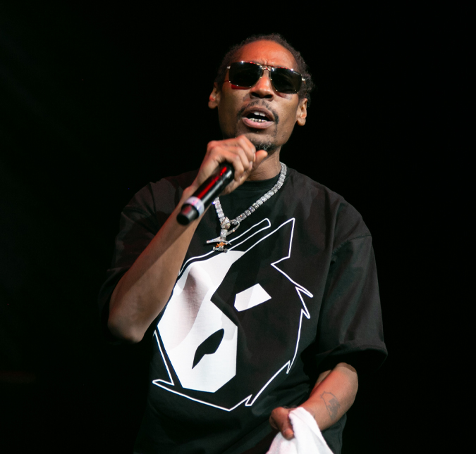 D-Roc, integrante do <i>Ying Yang Twins</i>, passa mal e desmaia durante apresentação