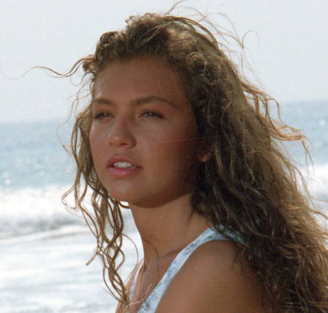 Thalia é elogiada por fãs após compartilhar foto usando vestido de <i>Marimar</i>; veja!