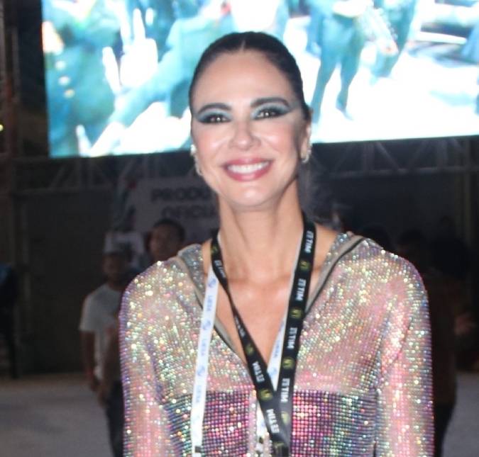 Luciana Gimenez fala sobre relação com Mick Jagger: -<i>Falamos coisas do dia a dia</i>