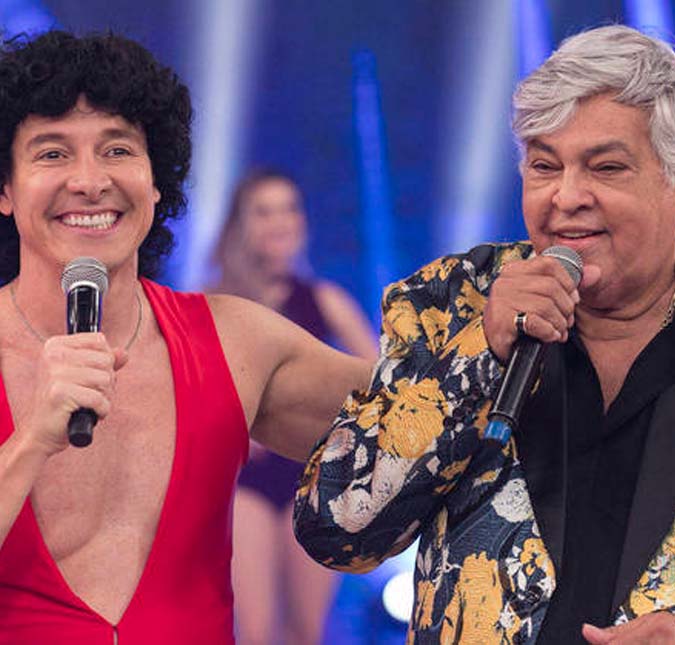 Rodrigo Faro se transforma em Sidney Magal com direito a figurino dos anos 70 durante <i>Vai Dar Namoro</i>; veja!